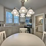 Suites On Seneca - Lovely 2 Bed 1 Bath Apartment